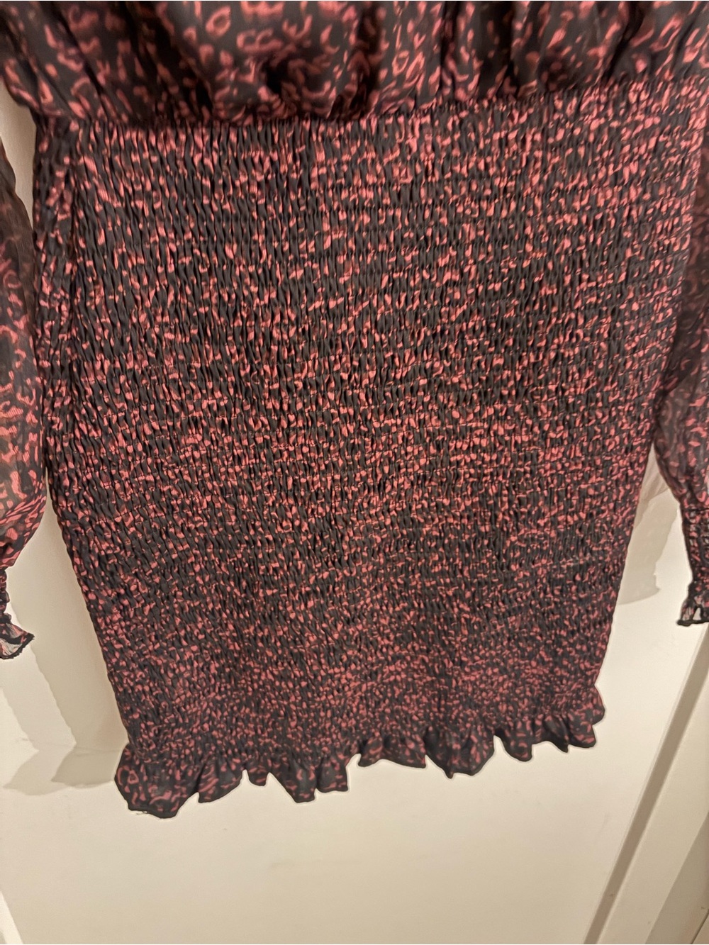 BLACK & RUST PRINT SMOCKED MINI DRESS - Picture 3 of 5